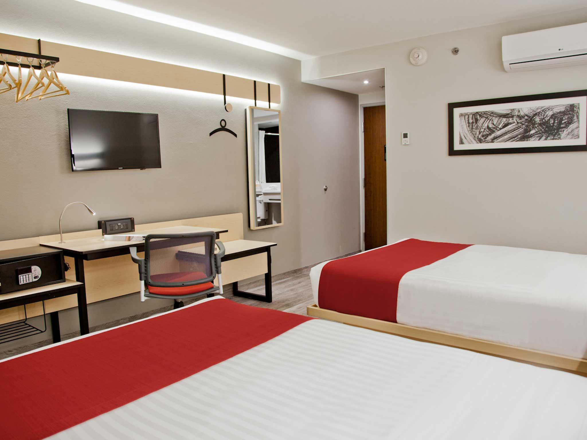 City Express By Marriott León Exteriör bild