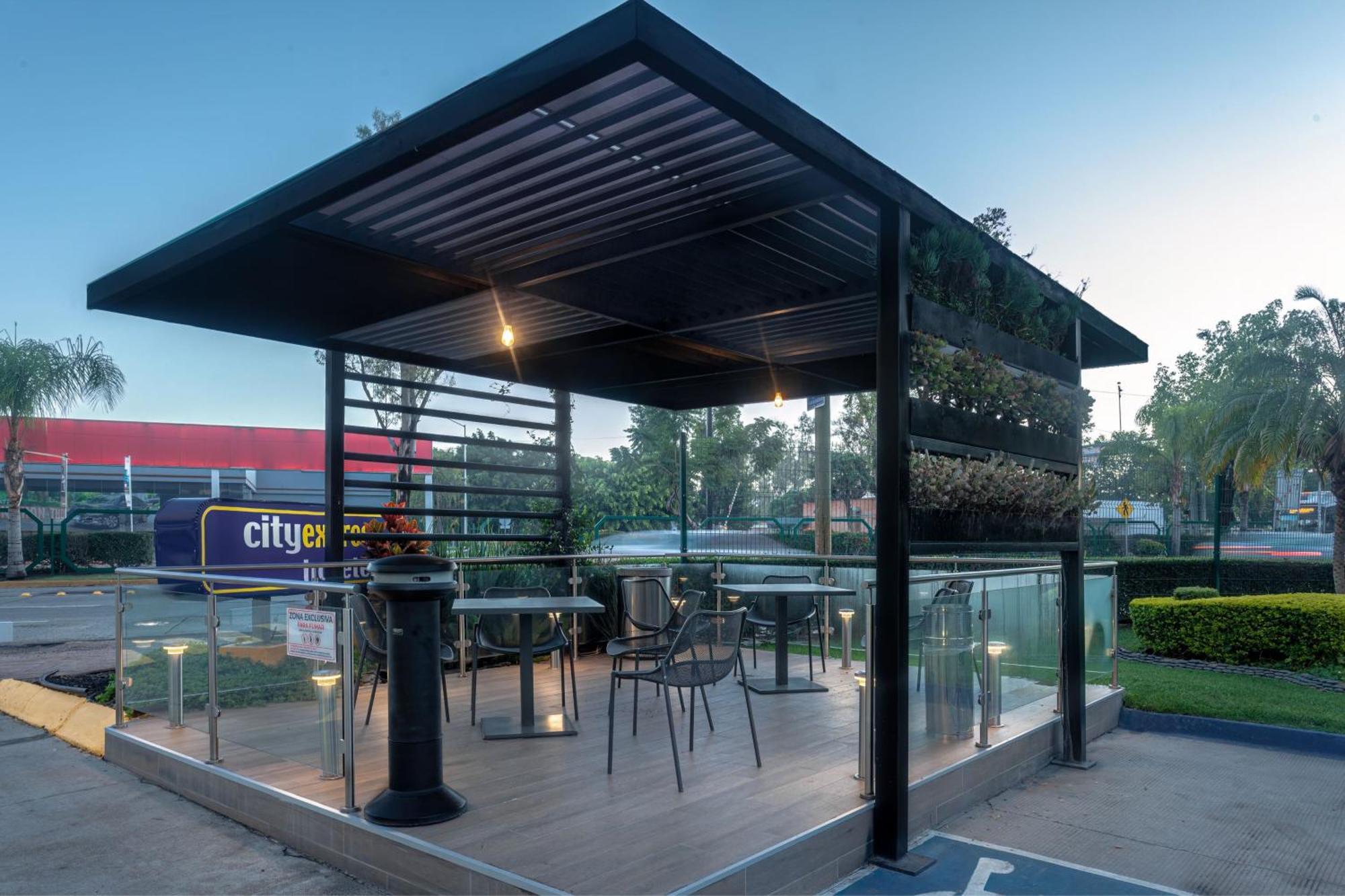 City Express By Marriott León Exteriör bild